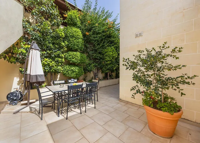 Margherita * Ix-Xaghra ta' Barra